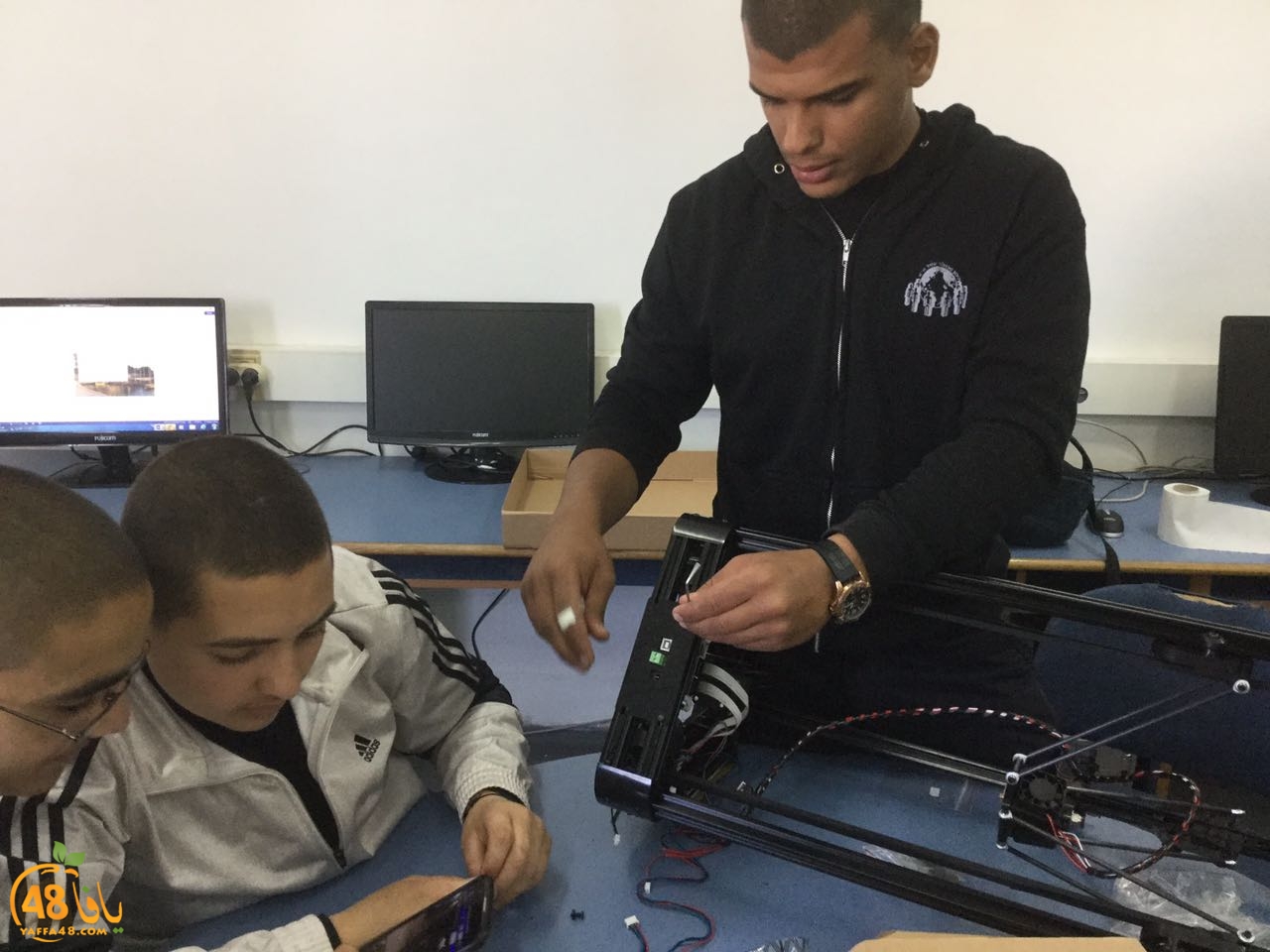 tolab 3amal 1 printing (2).jpg